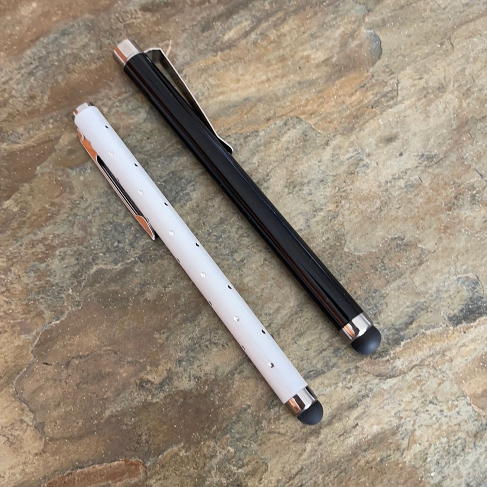 NWT Black & White Cell Phone Or IPad Stylus